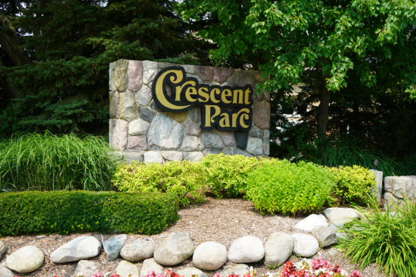 Crescent_Parc_Entrance